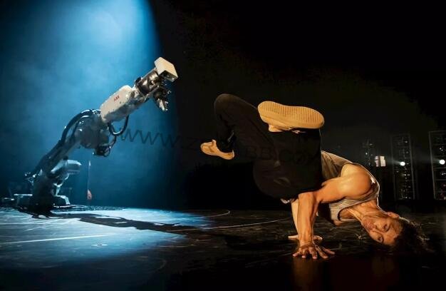 ��Ҋ�^�������ABB�C���ˆ��������ʮ��