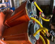 ABB�C�����ŷ�늙C�x܇�����S��